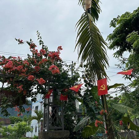 Highway 20 Homestay Фонг Нха Екстериор снимка