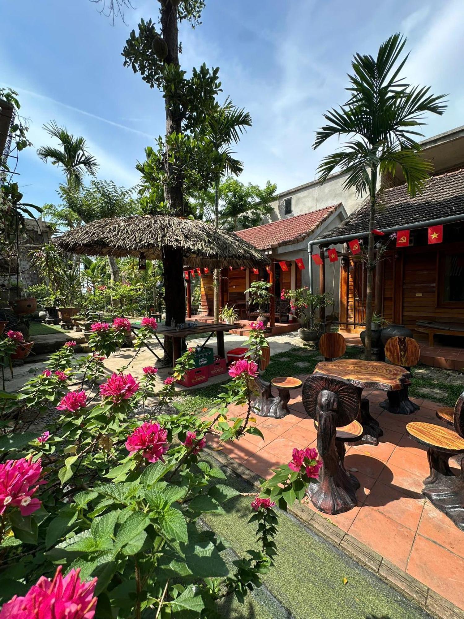 Highway 20 Homestay Фонг Нха Екстериор снимка